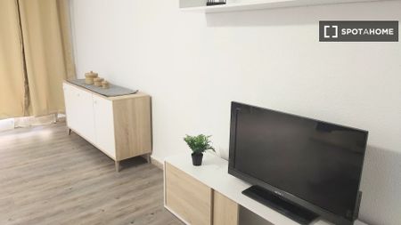 valencia, Valencian Community 46100 - Photo 2