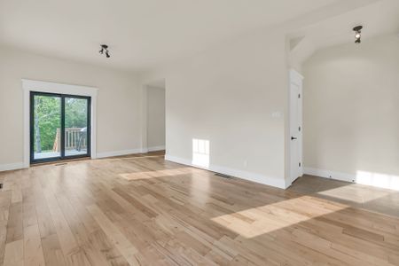 For Lease - 16 Hillcrest Street, South Bruce, Ontario - Photo 2