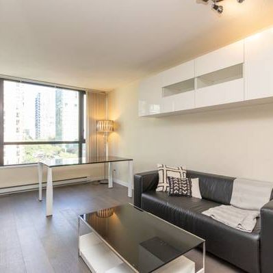 *1BR/1BA Exquisite Yaletown Condo* - Photo 3