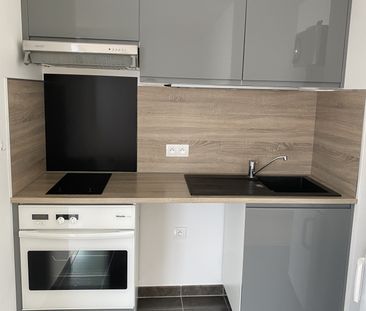 Location Appartement 2 pièces 45m² PALAISEAU 91120 - Photo 2