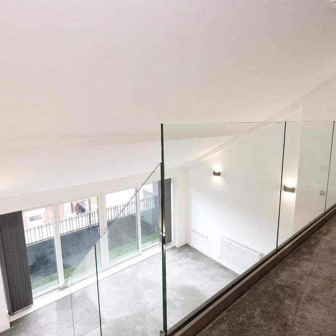 2 bedroom penthouse to rent - Photo 1
