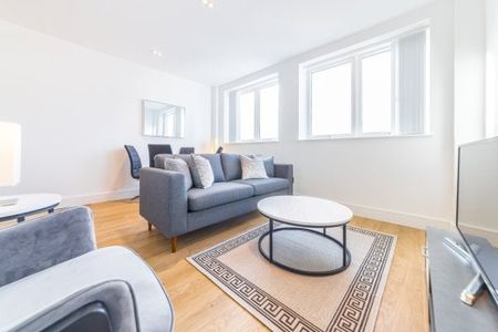 Essex House, Fairfield Road, Brentwood, CM14 4BU, Property for rent - Photo 4