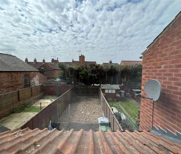 2 bedroom terraced house to rent - Photo 6