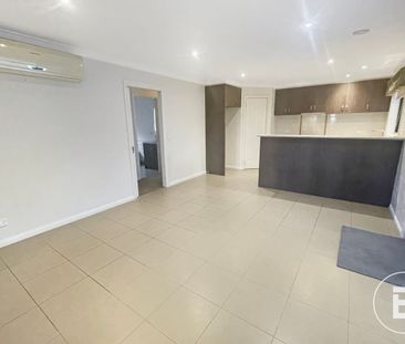 Charming Home in a Quiet Lane - Photo 1