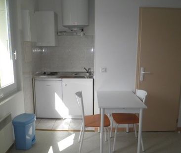 Location Appartement 2 pièces Meublé 16m² CHAMBERY 73000 - Photo 3
