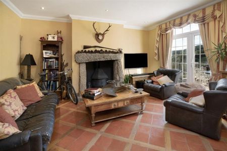 Old Mill Lane, Dartmouth - Photo 3