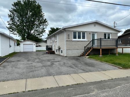 Appartement à louer - Trois-Rivières (Cap-de-la-Madeleine) Appartement à louer - Trois-Rivières (Cap-de-la-Madeleine) - Photo 2