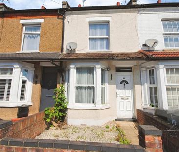 St. Marys Road, Watford - Photo 2