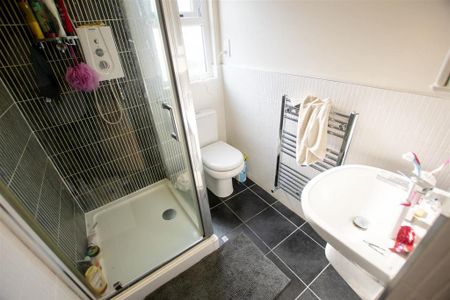 7 bedroom house to rent - Photo 5