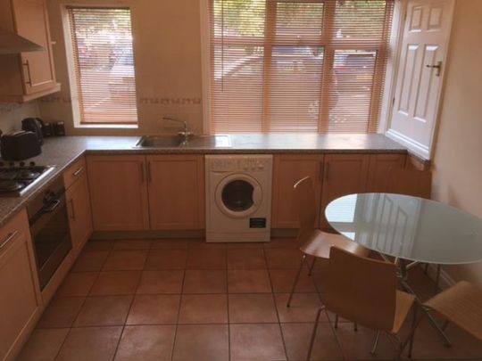 3 bedroom House To Let - Photo 1