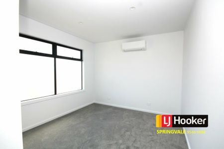 BRAND NEW TOWNHOUSE - Photo 5