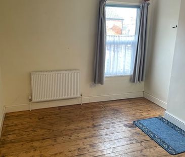 2 Bed Terraced House, Florence Place, B12 - Photo 4