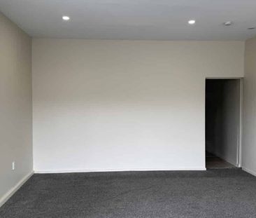 One bedroom studio unit - Photo 4