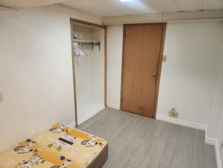 For Lease - 30 Yorkshire Road Unit# Basement, Toronto, Ontario - Photo 3