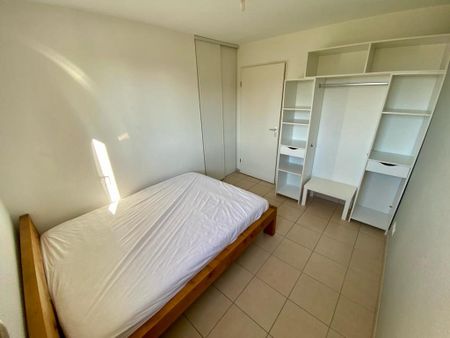 Location Appartement 2 pièces 43m² MONTAUBAN 82000 - Photo 4
