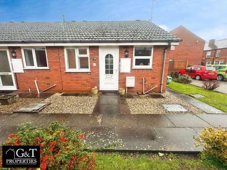 The Parklands, Park Street, Kingswinford, DY6 - Photo 3