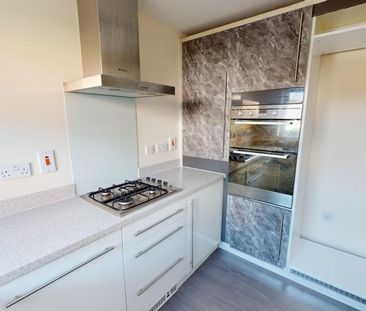 Centurion Crescent, Cross Heath, Newcastle-under-Lyme, ST5 - Photo 5