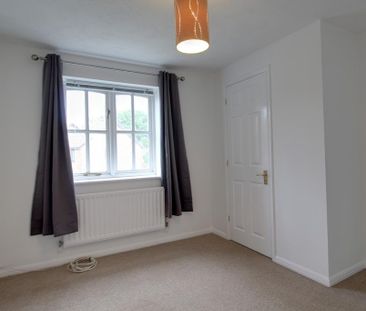 2 bedroom end of terrace house to rent - Photo 1