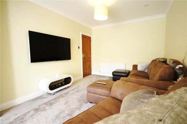 Albert Road, Englefield Green, Egham, Surrey, TW20 0RQ - Photo 1