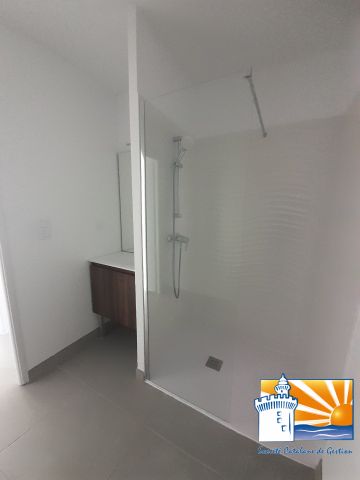 Location Appartement 3 pièces 61m² PERPIGNAN 66100 - Photo 2