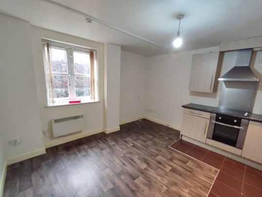 2 bedroom flat to rent - Photo 1
