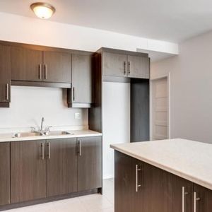 1802 Rue Schryer (Gatineau) Superbe 4 1/2 - Photo 2