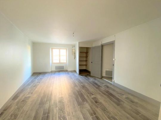 Location Appartement 1 pièce 37m² VIVONNE 86370 - Photo 1