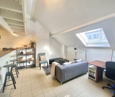 Gemeubelde studio met aparte slaapruimte - Photo 4