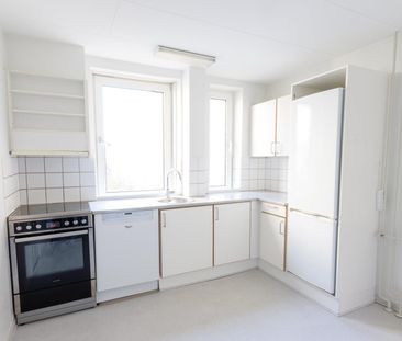 DELEVENLIG 4-VÆRELSES I AALBORG CENTRUM! - Photo 1