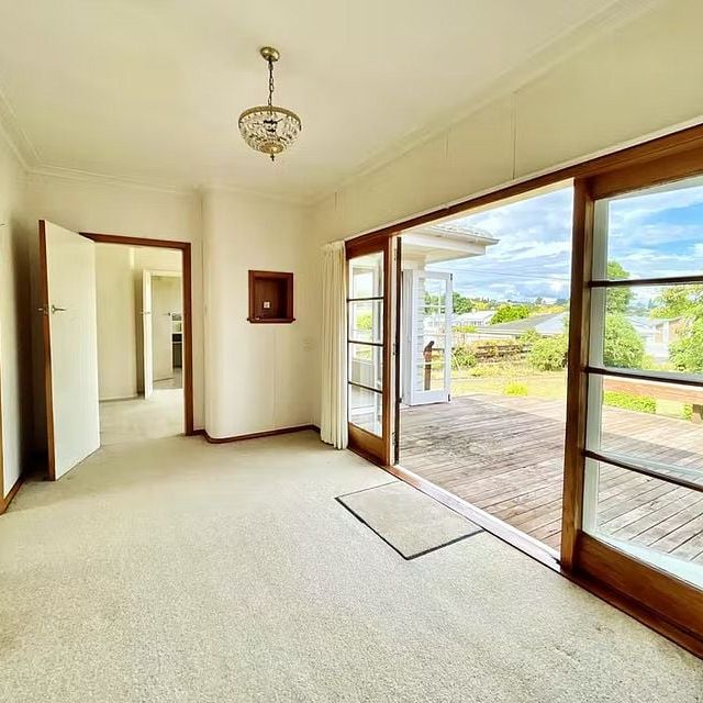 Family home in Te Rahu Road, Te Awamutu - Photo 1