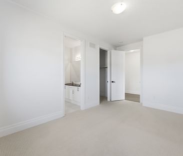 For Lease - 3241 Dove Drive, Oakville, Ontario - Photo 5