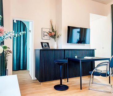 <h1 class="md:text-xl md:leading-6 mt-4 md:mt-10 lg:mb-6 mb-3 text-... - Photo 3