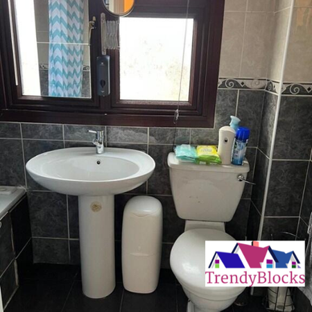 3 bedroom end of terrace house to rent - Photo 3