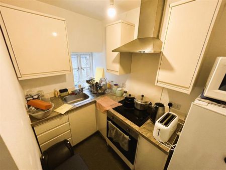 1 bedroom maisonette to rent - Photo 4