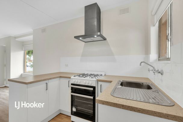 3/46 Sansom Road, Semaphore Park SA, Belconnen - Photo 1