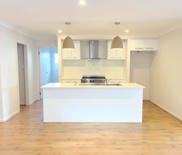 5 bedroom house with stunning views of the hinterland - Photo 4