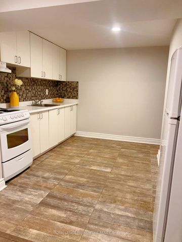 For Lease - 297 Vaughan Road Unit# C, Toronto, Ontario - Photo 3