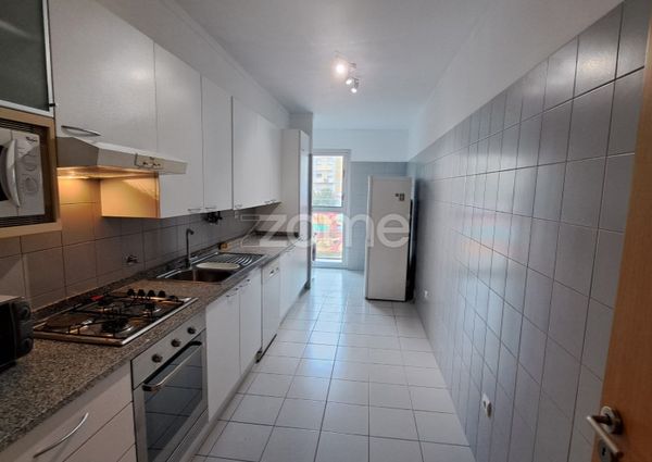 Apartamento T3 em Lisboa