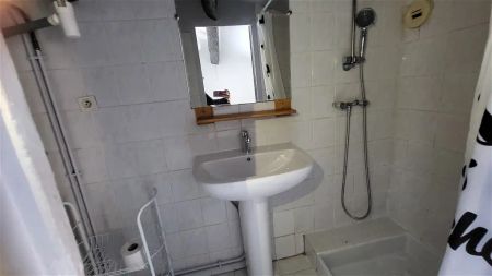 Location appartement 1 pièce - 17m² à Salon de provence (13300) - Photo 4