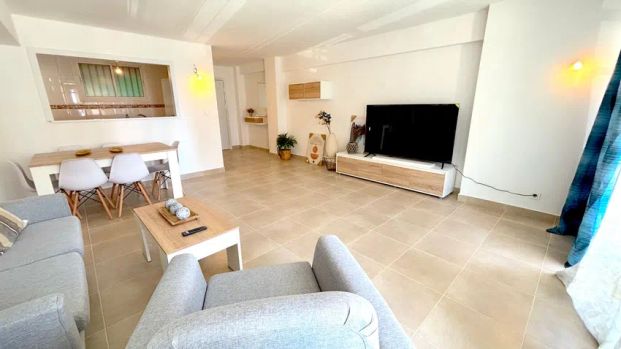 Alquiler de piso en Avenida Carvajal, 59 b - Photo 1