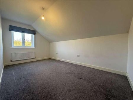 Yeo Crescent, Crediton, Devon, EX17 - Photo 3