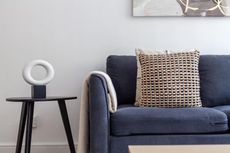 2 bedroom ground floor flat to rent - Photo 3