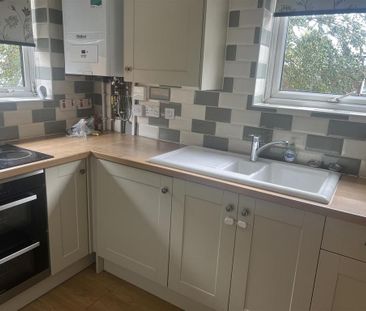 2 bedroom apartment to rent - Photo 3