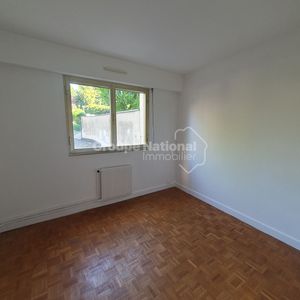 Chaville, 92370 - Photo 2