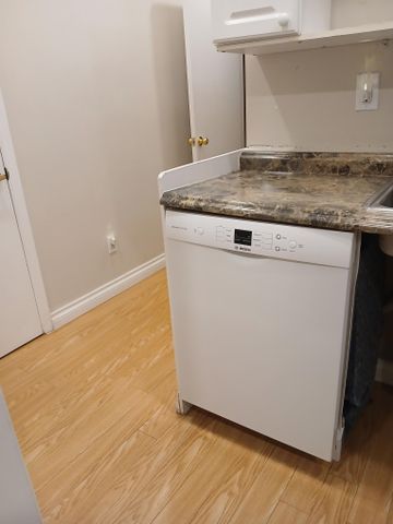 For Lease - 1579 Ogden Avenue Unit# 2, Mississauga, Ontario - Photo 2