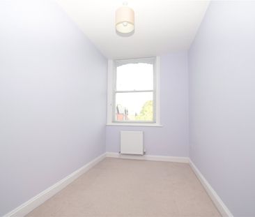 2 bed apartment to rent in Carlton Terrace, Scarborough, YO11 - Photo 1