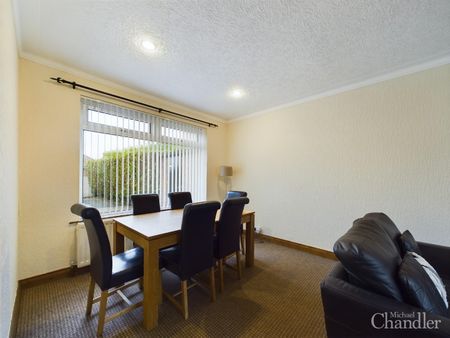 6 Chartwell Park, Belfast, BT8 6NG - Photo 2