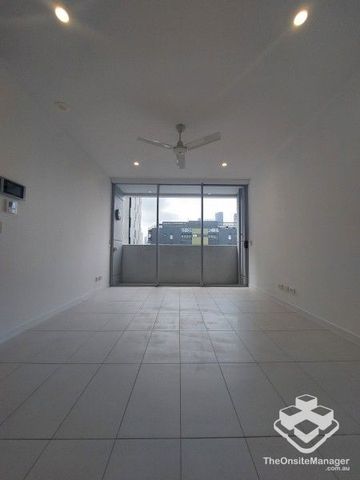 1 Bedroom Apartment For Rent In South Brisbane ! - Photo 4