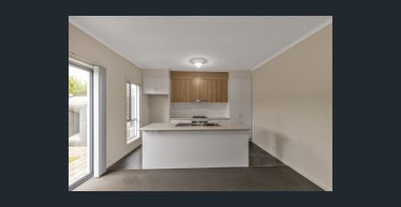 Exceptional Townhouse In Great Location! - Photo 2