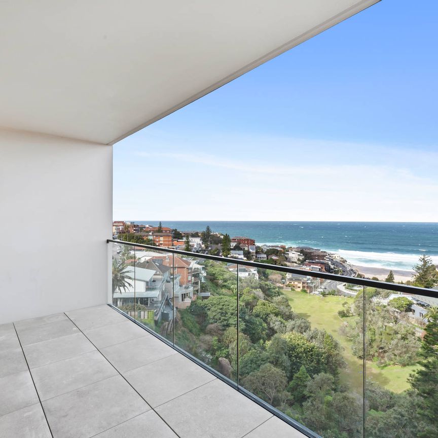 Luxury Designer Studio Apartment with Unobstructed Tamarama Beach Views - By Appointment Only - Photo 1